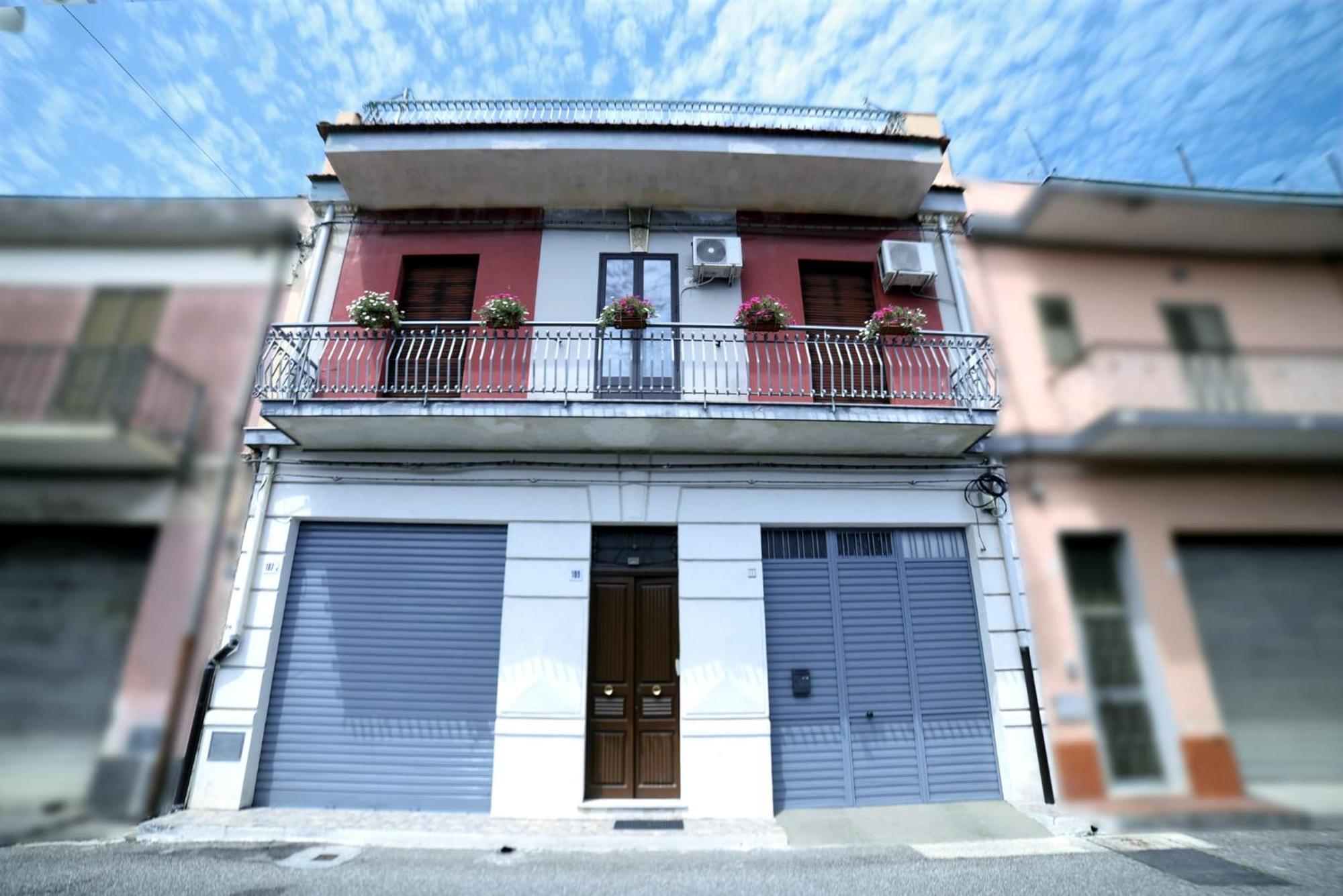 Casa Vacanze Borgata Del Sorbo Acireale Exterior photo